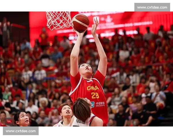 杨毅力荐张子宇留国内：WNBA 高强度或重蹈姚明覆辙